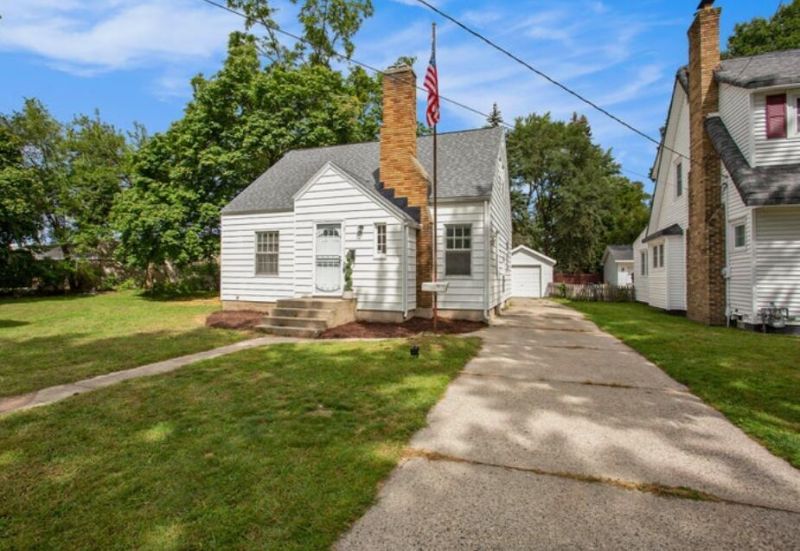 425 Van Allen Street Se, Grand Rapids, MI 49548 Main Photo