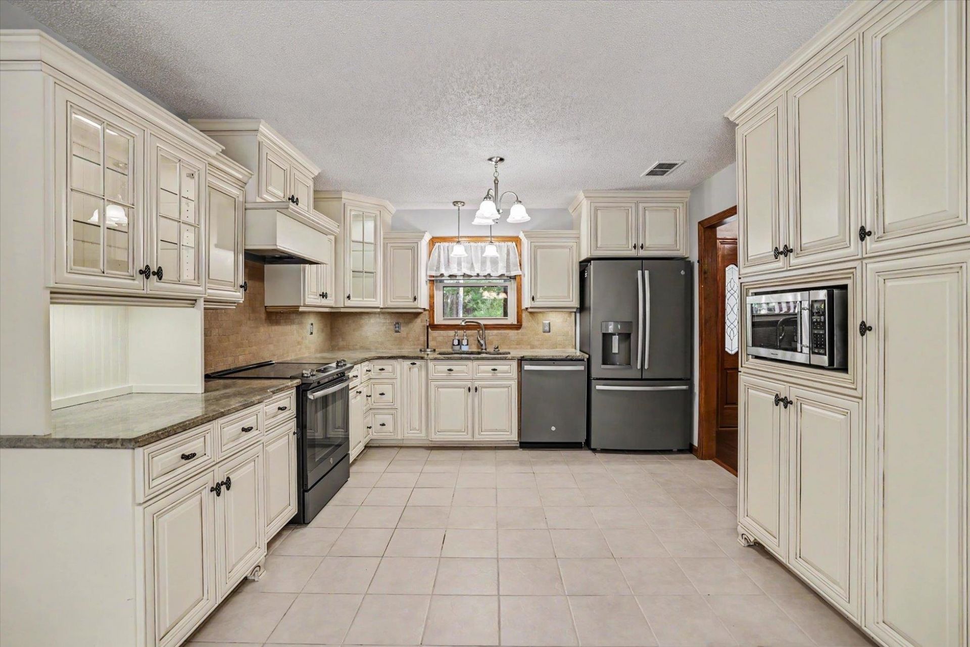 4203 Tallavana Trail, Havana, FL 32333 Photo