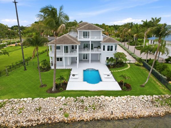 7524 WESTMORELAND DRIVE, SARASOTA, FL 34243