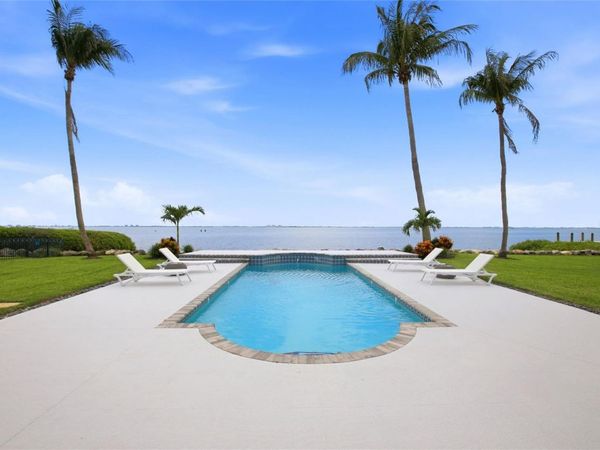 7524 WESTMORELAND DRIVE, SARASOTA, FL 34243