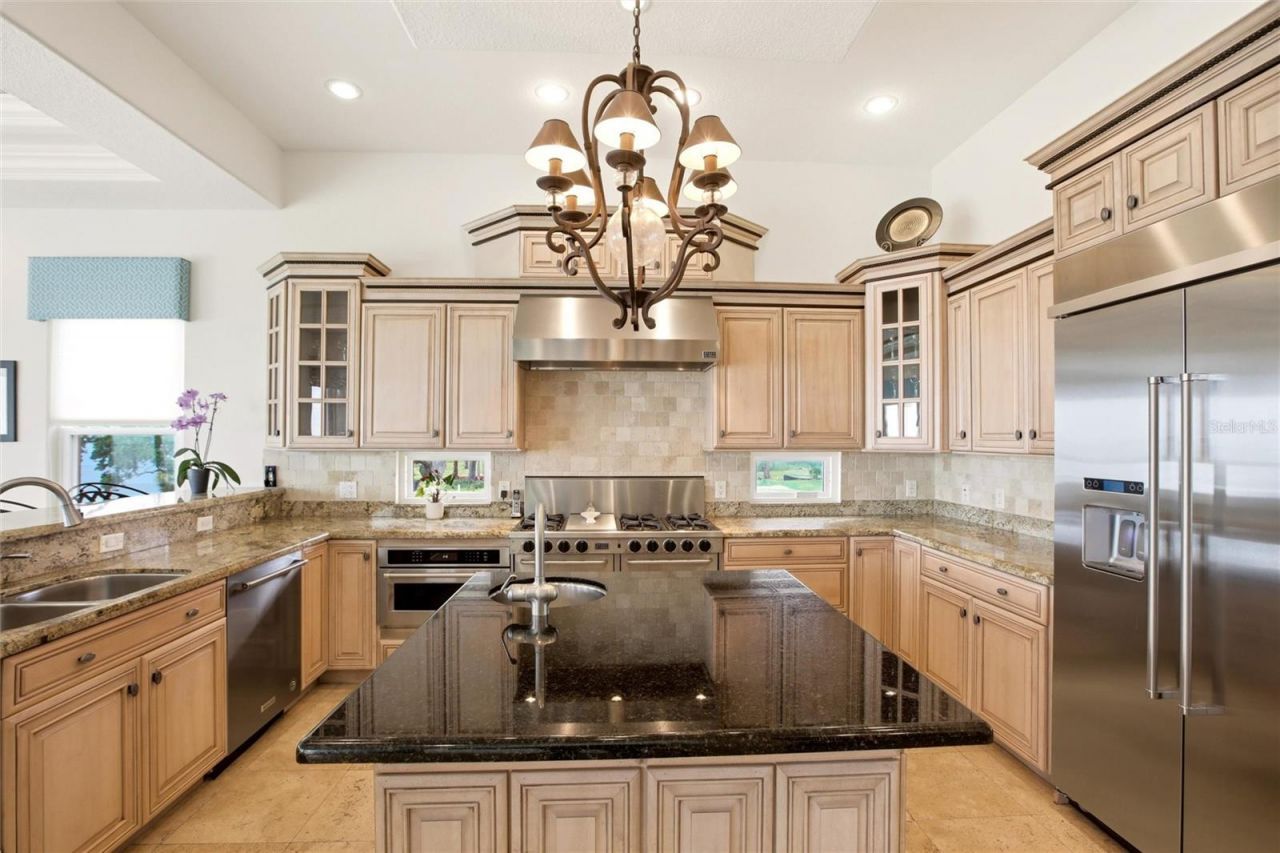 7524 Westmoreland Drive, Sarasota, FL 34243 Photo
