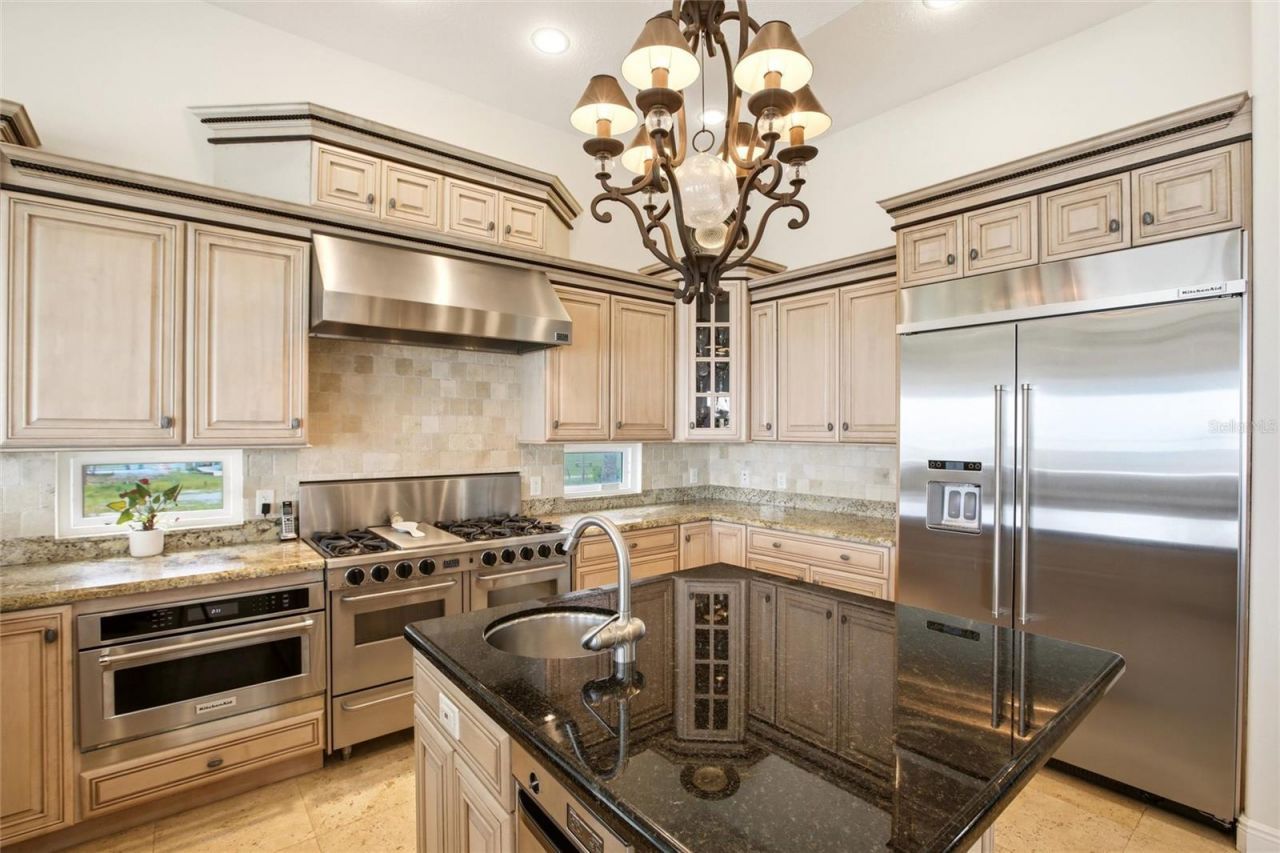 7524 Westmoreland Drive, Sarasota, FL 34243 Photo