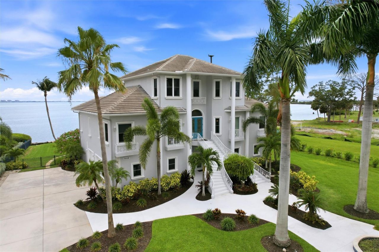 7524 Westmoreland Drive, Sarasota, FL 34243 Photo