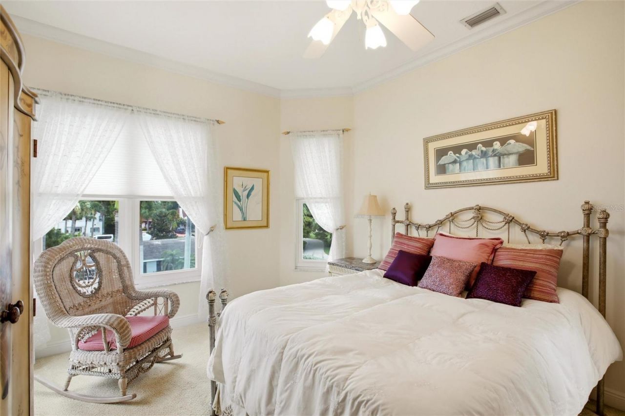 7524 Westmoreland Drive, Sarasota, FL 34243 Photo