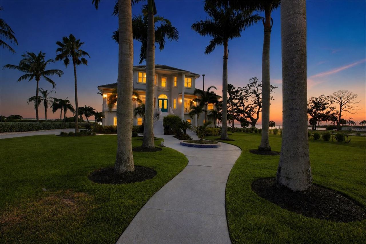 7524 Westmoreland Drive, Sarasota, FL 34243 Photo