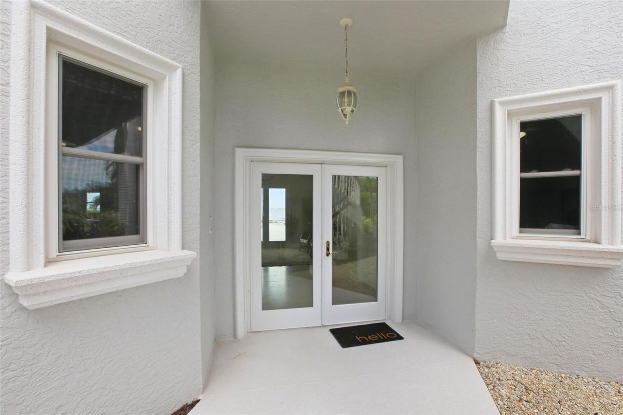 7524 Westmoreland Drive, Sarasota, FL 34243 Photo