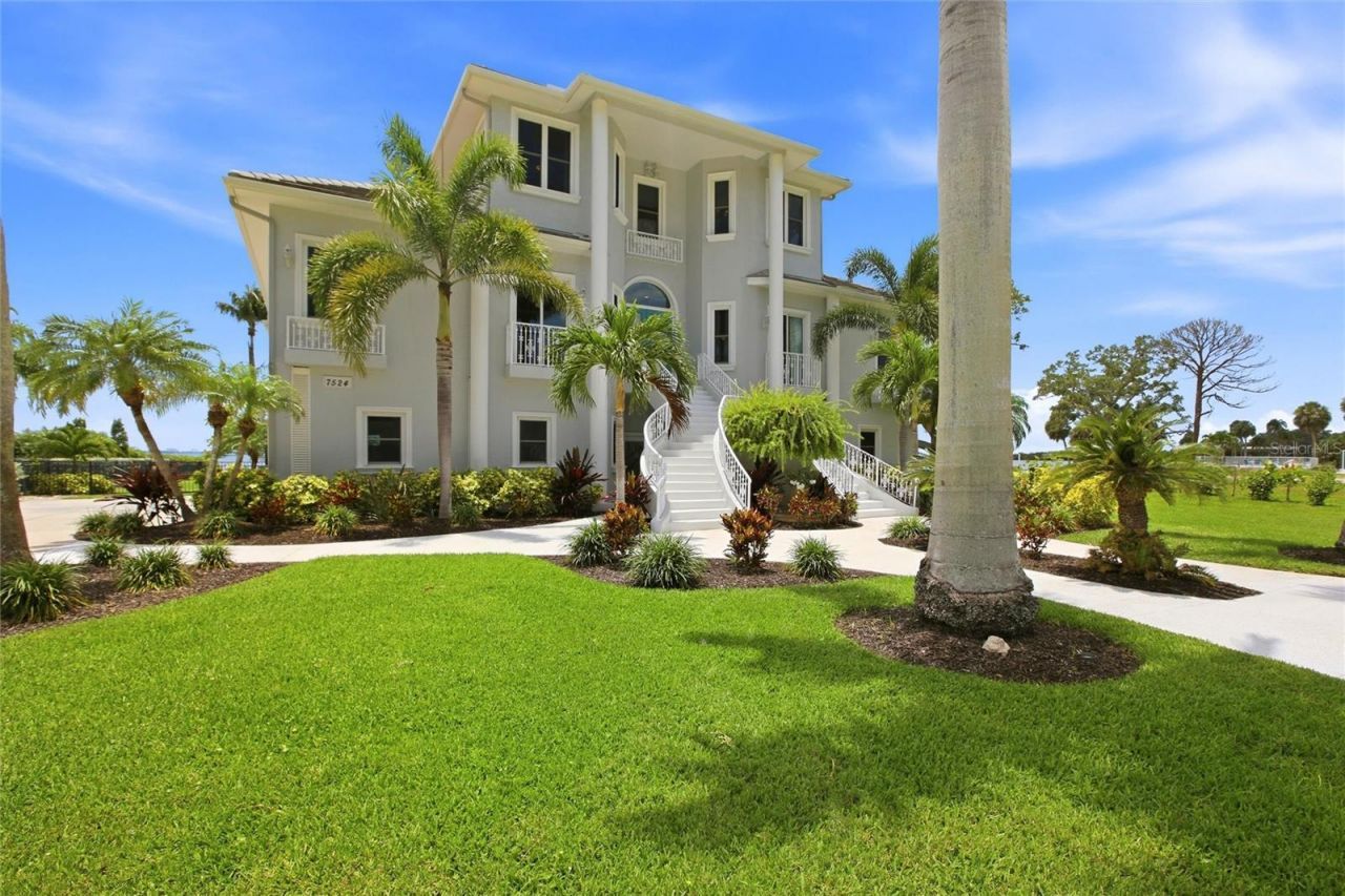 7524 Westmoreland Drive, Sarasota, FL 34243 Photo