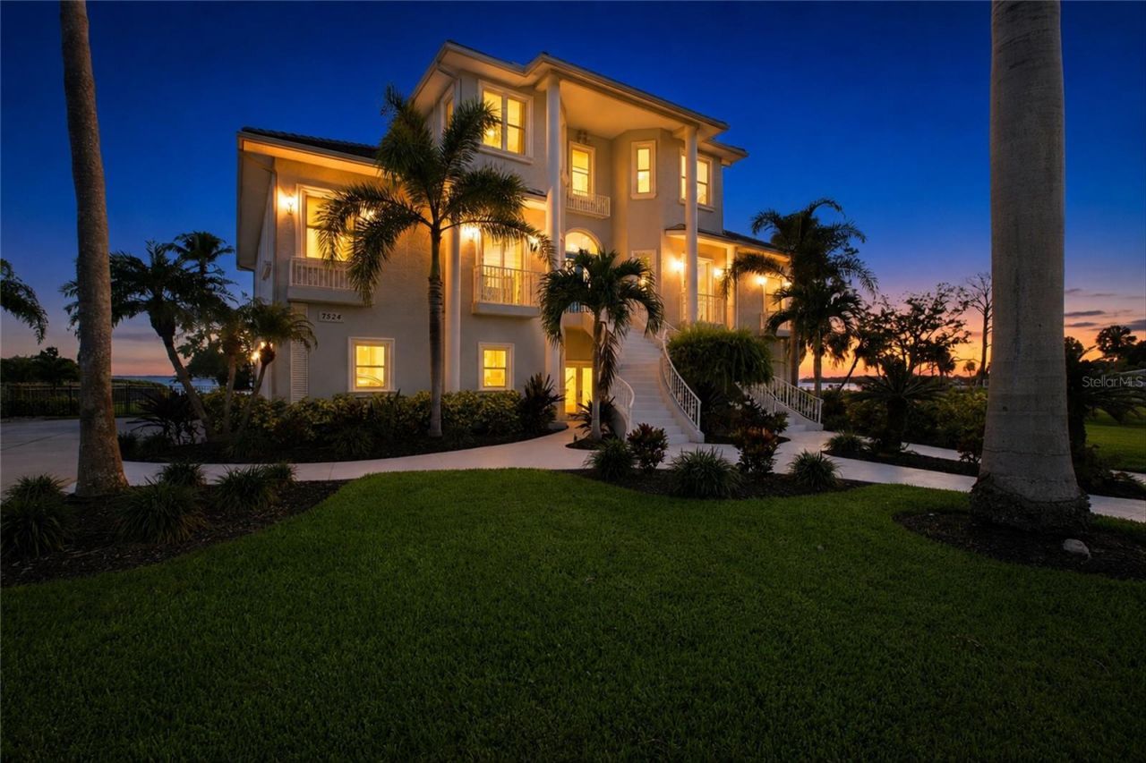 7524 Westmoreland Drive, Sarasota, FL 34243 Photo