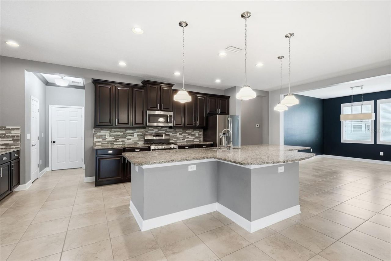 924 Buttercup Glen, Bradenton, FL 34212 Photo