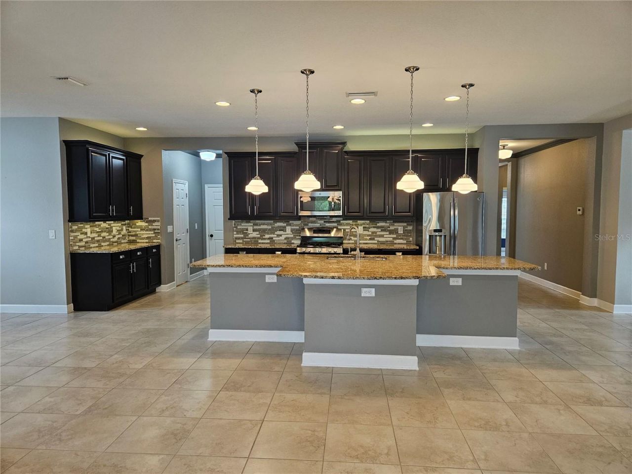 924 Buttercup Glen , Bradenton, FL 34212 Photo