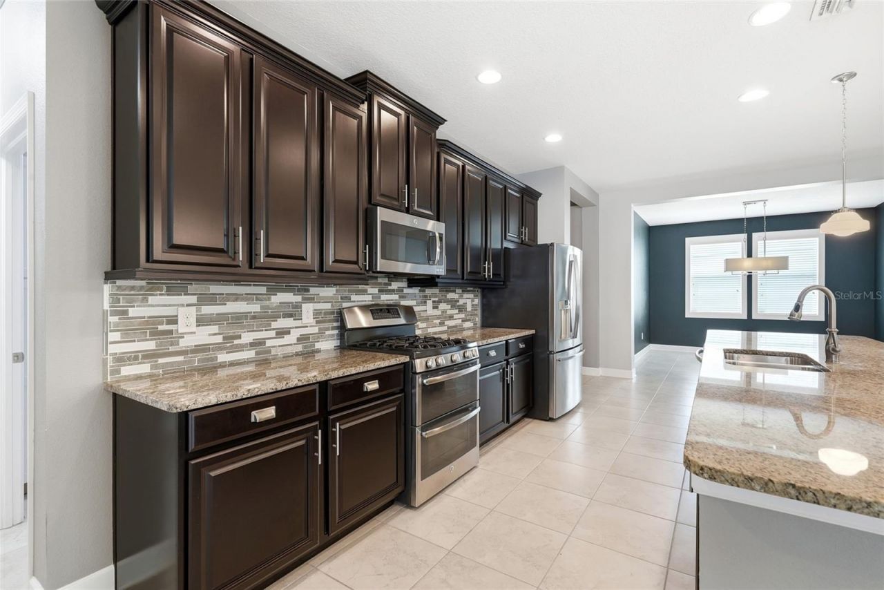 924 Buttercup Glen, Bradenton, FL 34212 Photo