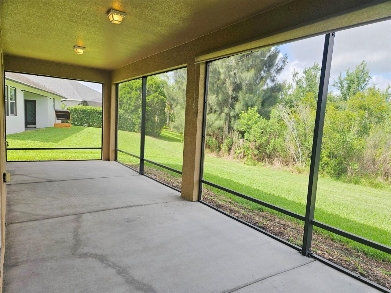 924 Buttercup Glen , Bradenton, FL 34212 Photo