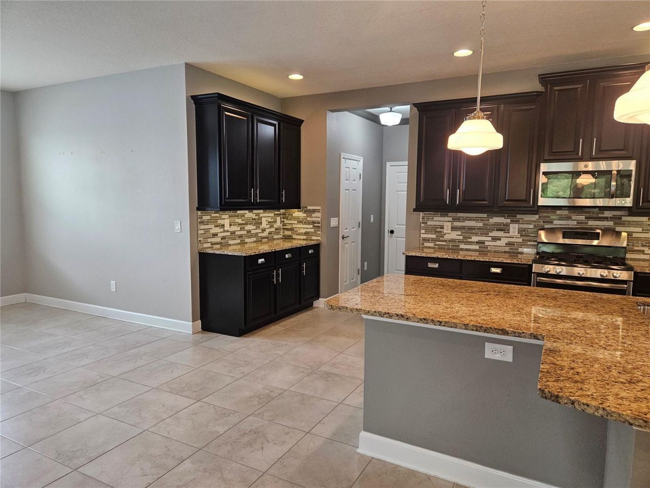 924 Buttercup Glen , Bradenton, FL 34212 Photo