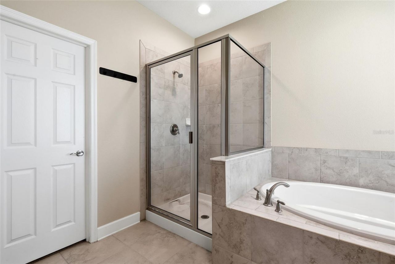 924 Buttercup Glen, Bradenton, FL 34212 Photo