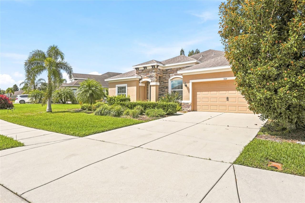 924 Buttercup Glen, Bradenton, FL 34212 Photo