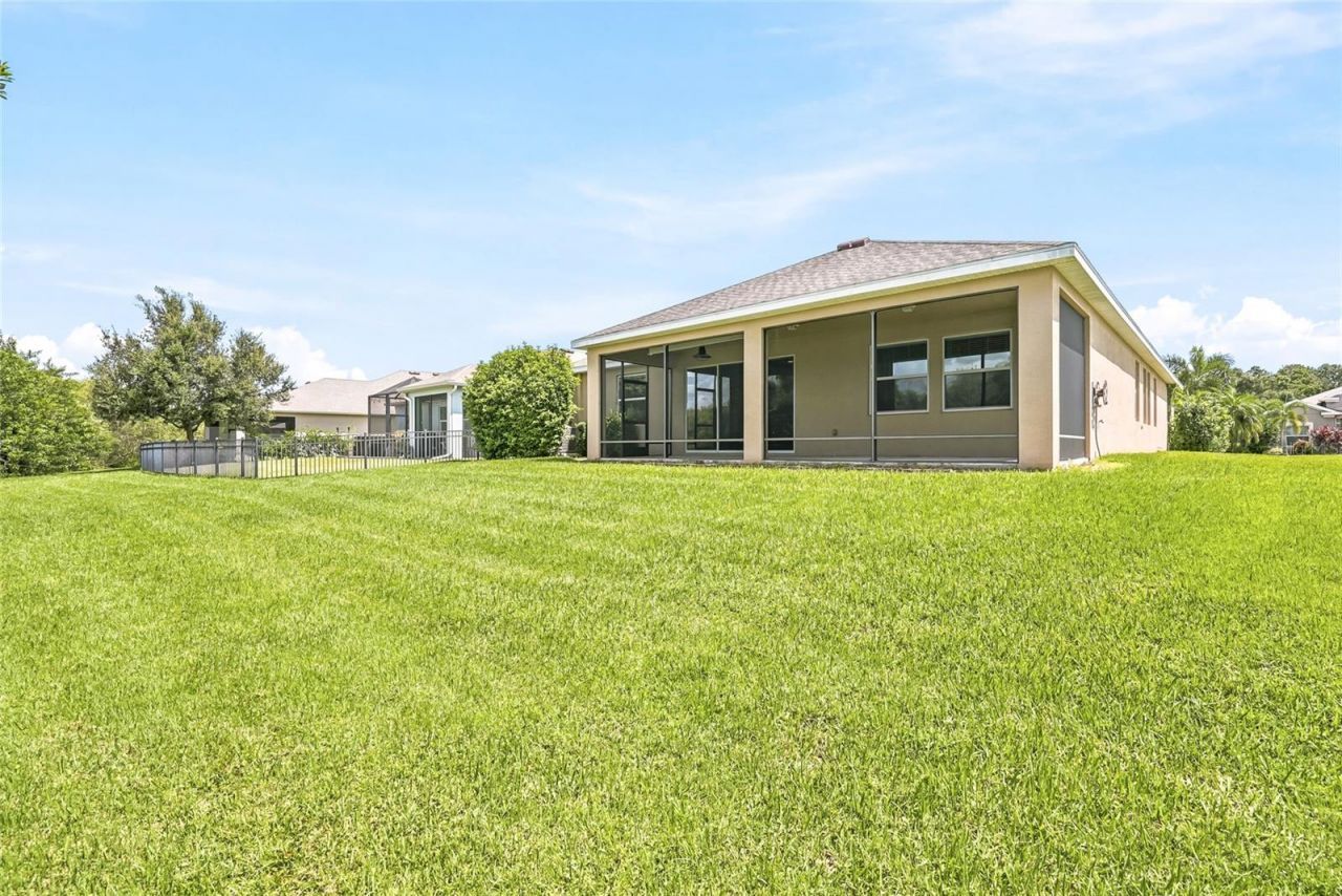 924 Buttercup Glen, Bradenton, FL 34212 Photo