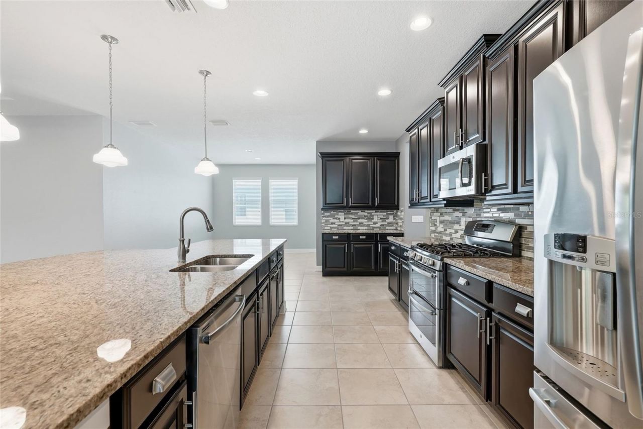 924 Buttercup Glen, Bradenton, FL 34212 Photo
