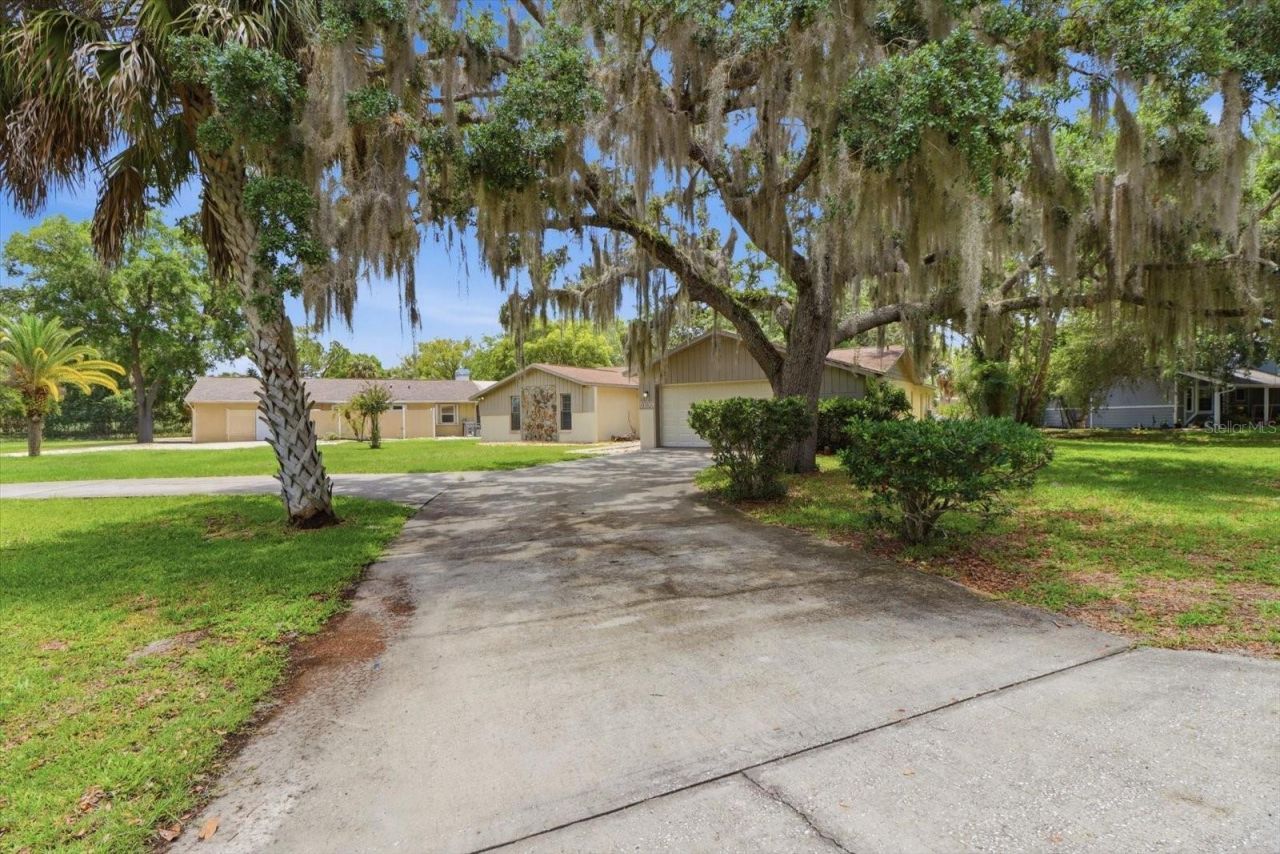 5109 S Running Brook Drive , Homosassa, FL 34448 Photo