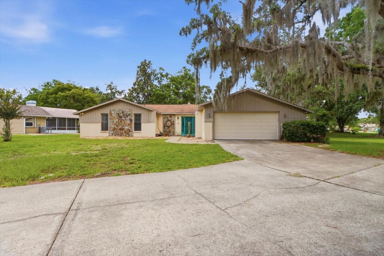 5109 S Running Brook Drive , Homosassa, FL 34448 Photo