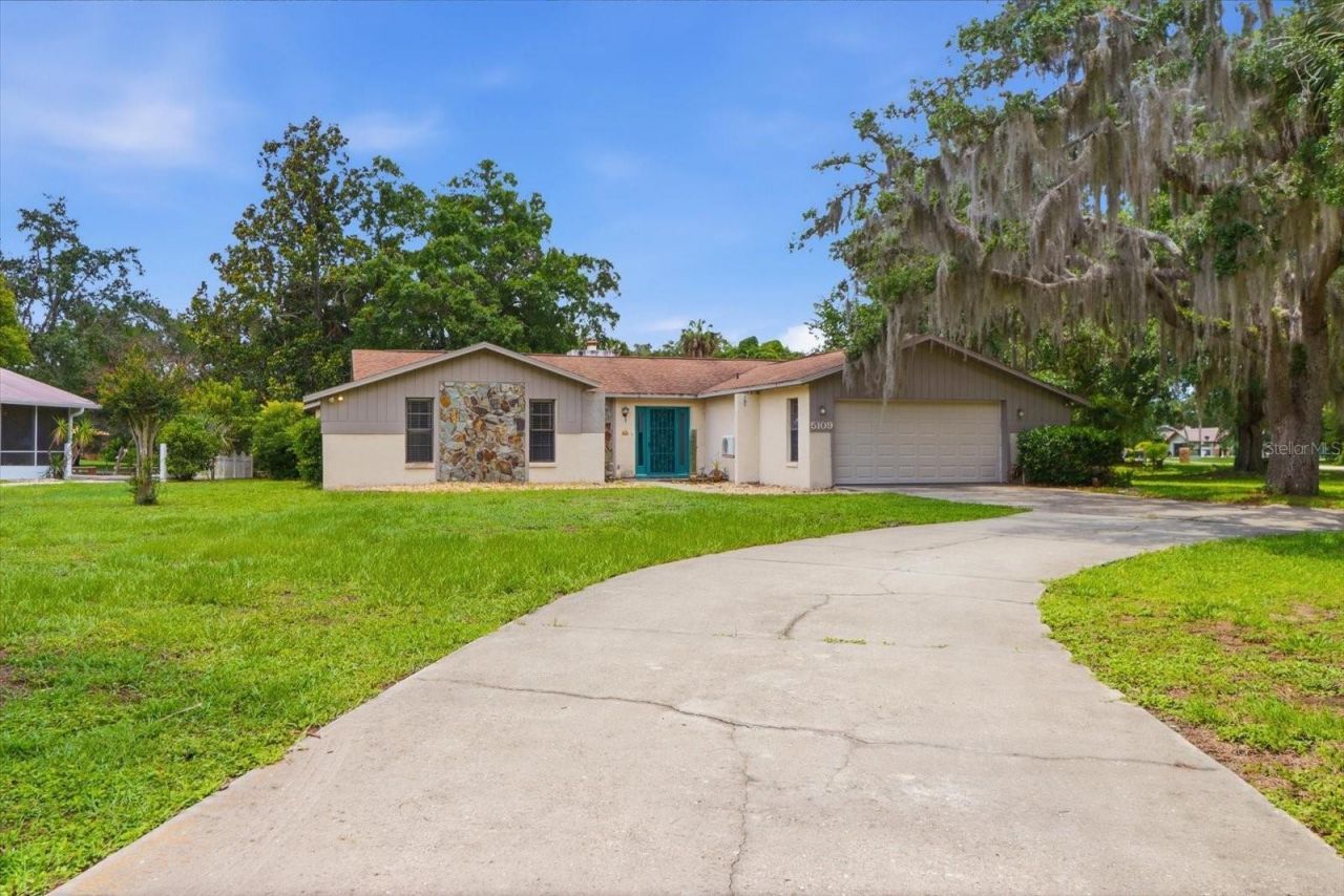 5109 S Running Brook Drive , Homosassa, FL 34448 Photo