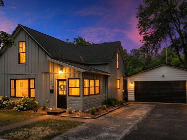 210 Fourteenth Street E, Traverse City, MI 49684