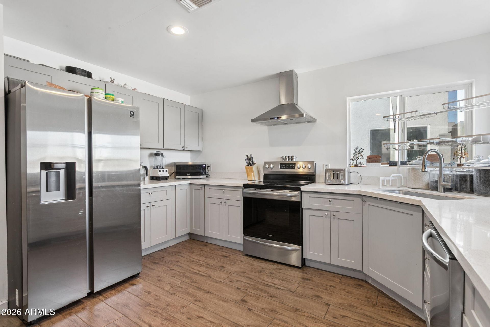 2324 E Oak Street, Phoenix, AZ 85006 Main Photo