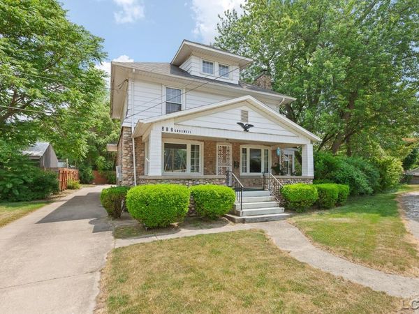 302 Croswell , Adrian, MI 49221