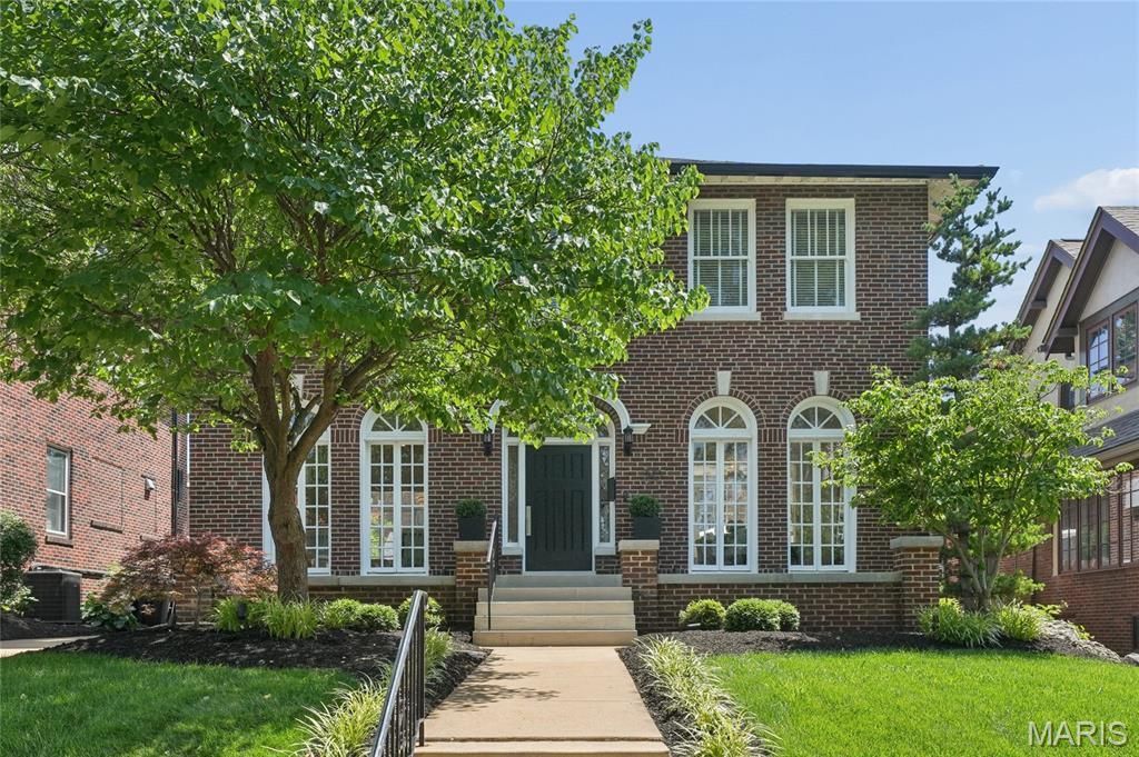 30 Arundel Place, Clayton, MO 63105 Main Photo
