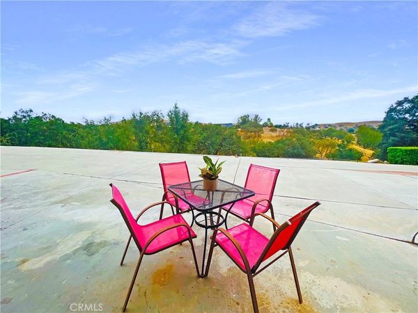 3420 Templeton Road, Unit 2, Atascadero, CA 93422