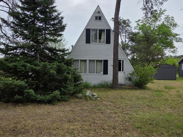 1894 Travis Street, St. Helen, MI 48656