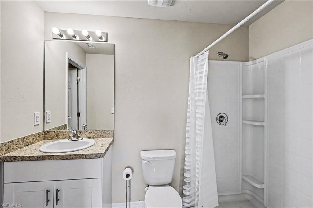 9045 Maywood Cir , Labelle, FL 33935 Photo