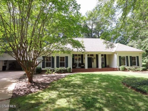 18 Cedars, West Point, MS 39773