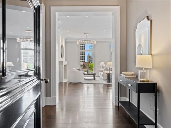 9 W Walton Street , Unit 702, Chicago, IL 60610