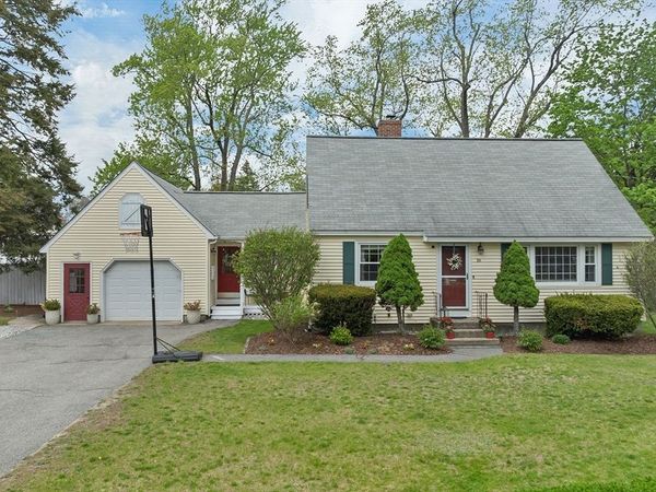 18 Buckman Drive, Chelmsford, MA 01824