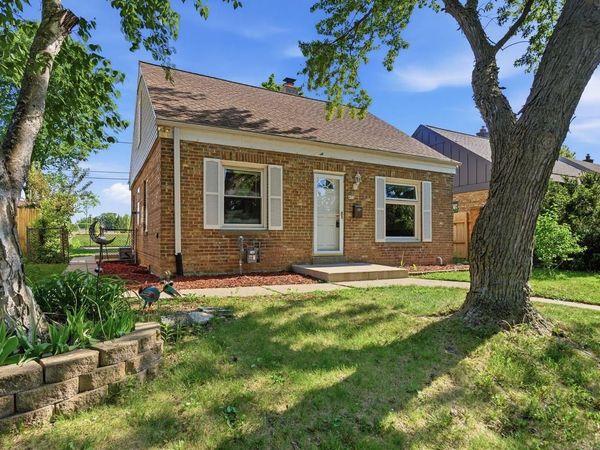 471 E Morgan AVENUE, Milwaukee, WI 53207