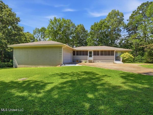 118 Pine Ridge Road, Florence, MS 39073