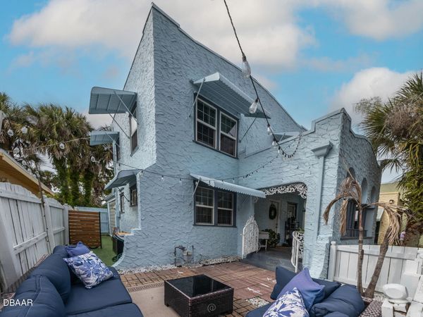 4 Clarendon Court, Daytona Beach, FL 32118