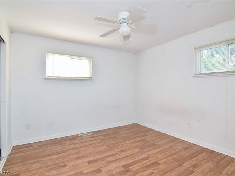 8115 Liberty Avenue, Parma, OH 44129 Photo 10