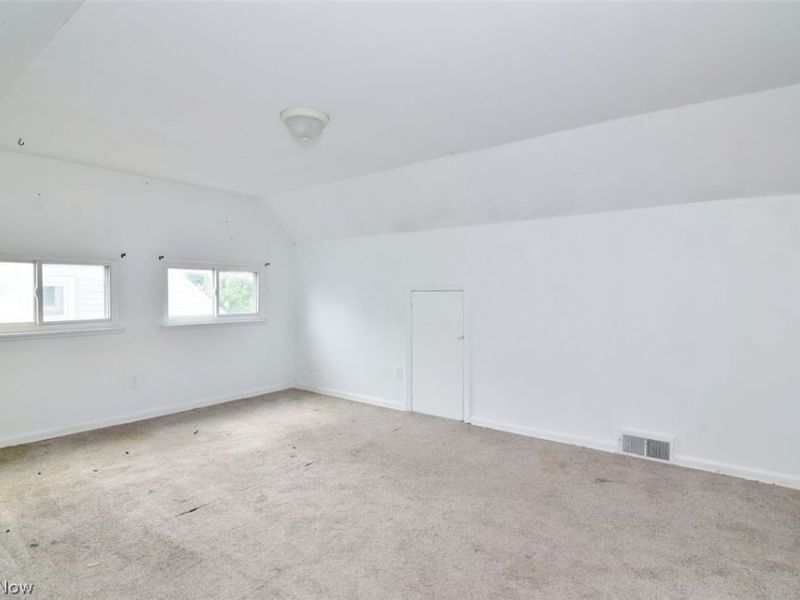 8115 Liberty Avenue, Parma, OH 44129 Photo 17