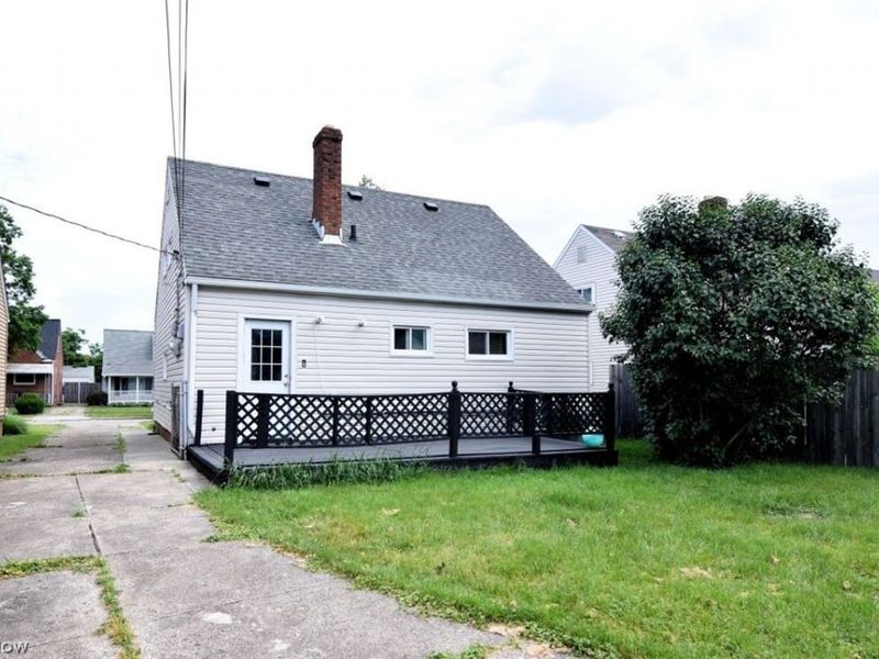 8115 Liberty Avenue, Parma, OH 44129 Photo 24