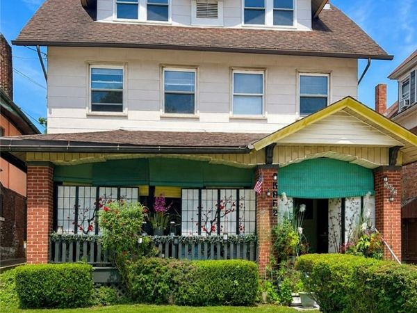 5862 Hobart St , Pittsburgh, PA 15217