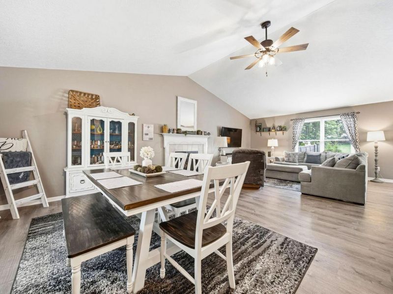 1189 Valley Drive , Marysville, OH 43040 Photo 4