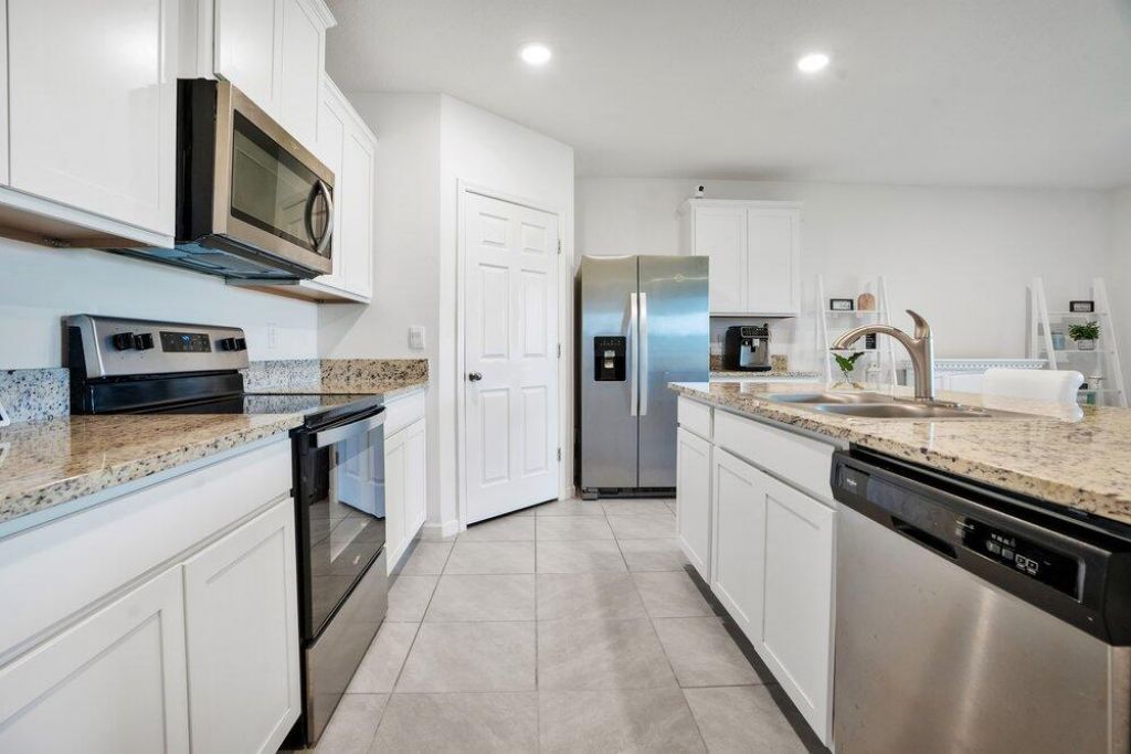 1581 Mineral Lp Drive Nw, Palm Bay, FL 32907 Photo