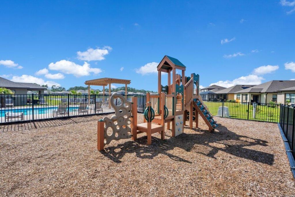 1581 Mineral Lp Drive Nw, Palm Bay, FL 32907 Photo