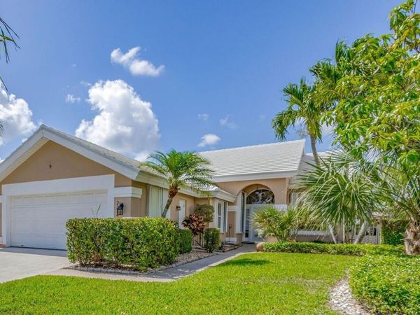 2354 Saratoga Bay Drive, West Palm Beach, FL 33409
