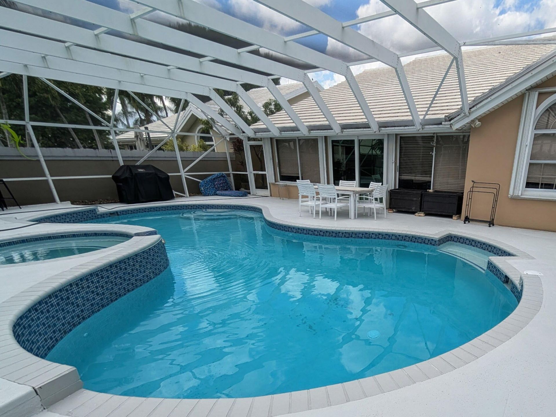 2354 Saratoga Bay Drive, West Palm Beach, FL 33409 Photo