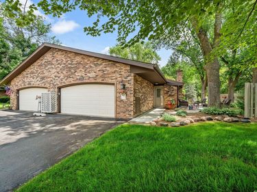 1010 Xene Lane N, Plymouth, MN 55447