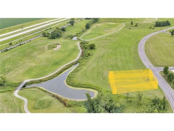 101 Savannah Hts Boulevard , Lynd, MN 56175