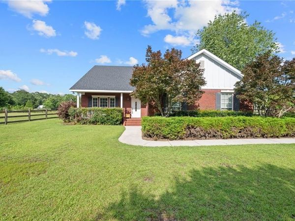 6123 Ranch Road E, Grand Bay, AL 36541