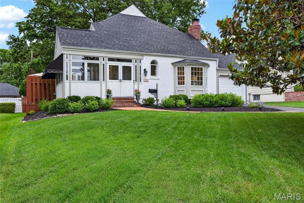 627 Norfolk Drive , Kirkwood, MO 63122 Main Photo